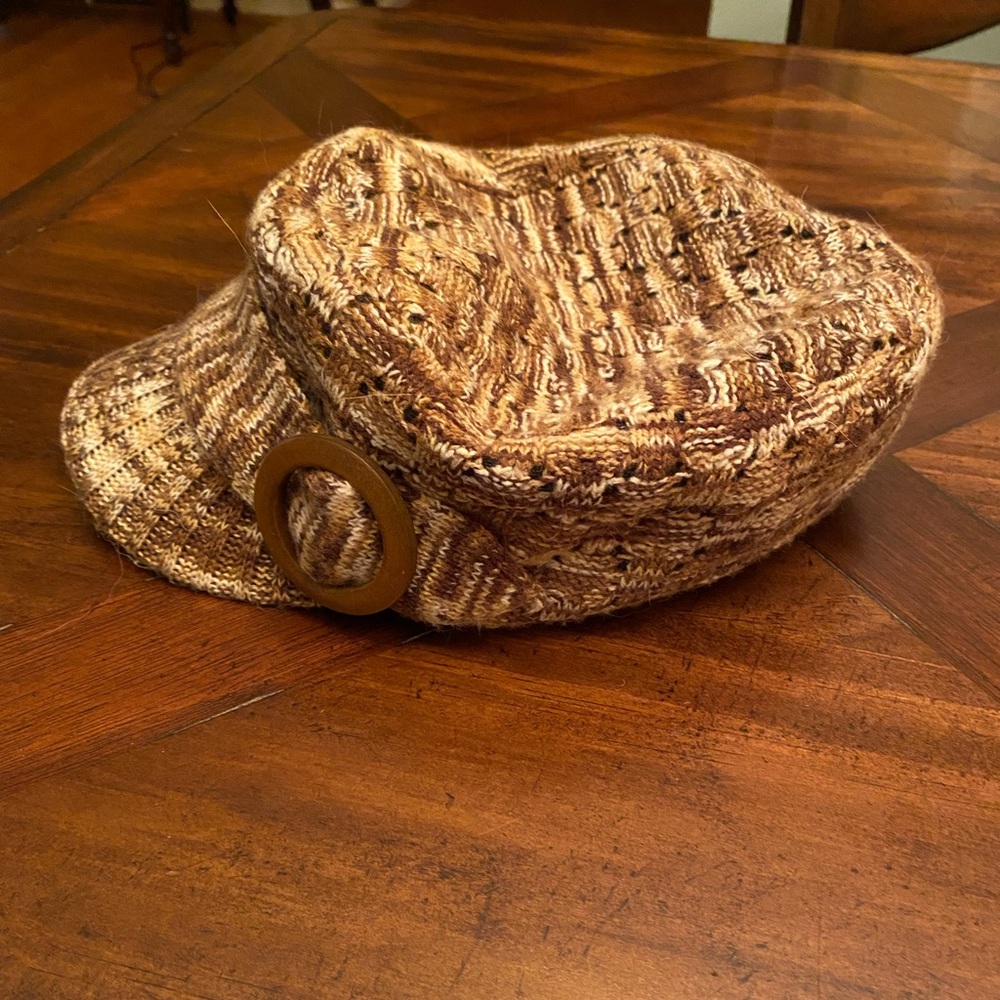 Brown hat